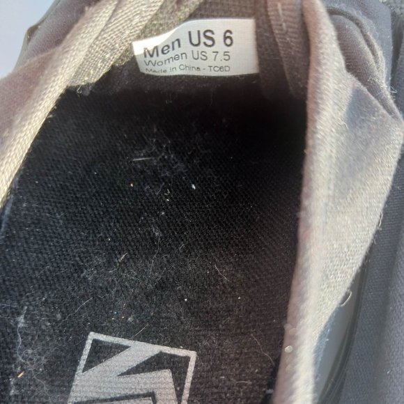 Vans Size 6 Black Kid's Sneaker Shoes - Picture 6 of 9